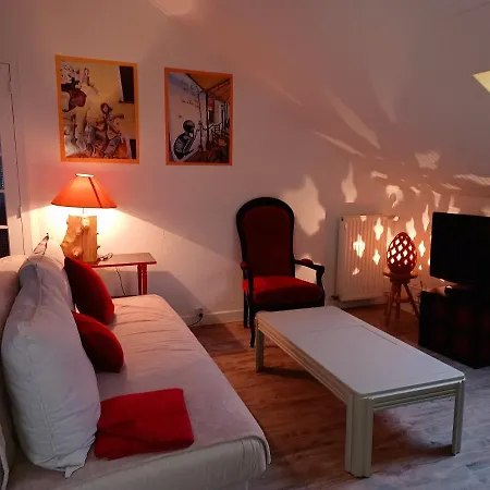 Appartement Dans Maison, Calme Assure Corancy Buitenkant foto