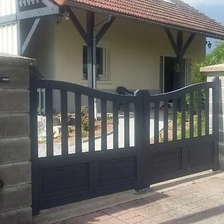Appartement Dans Maison, Calme Assure Corancy Buitenkant foto